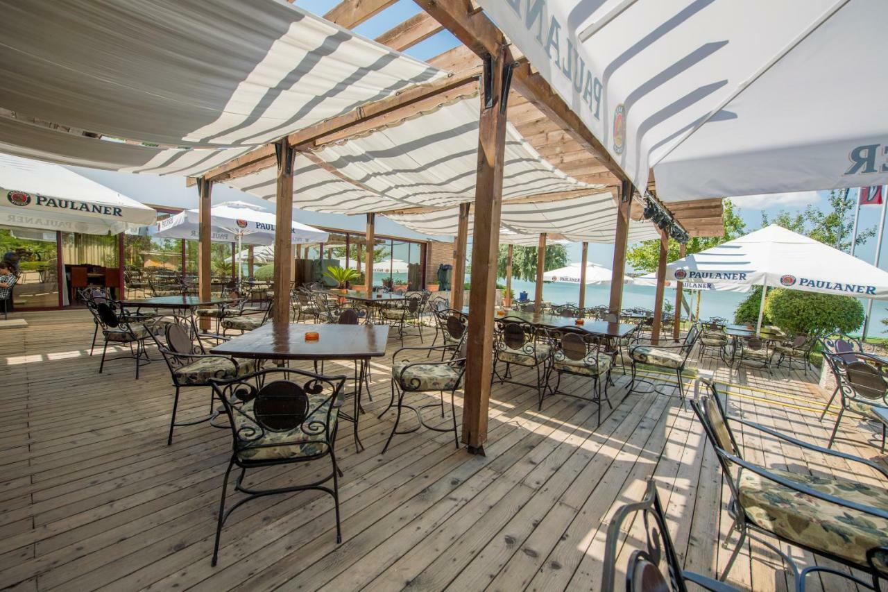 Hotel Piccadilly Mamaia Bagian luar foto